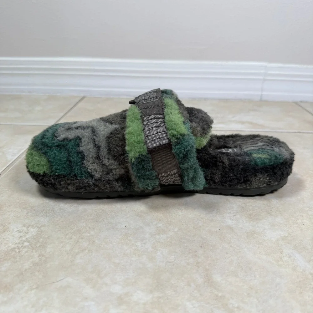 UGG Fluff It Slippers Mens 6 Women 8 Burnt Olive Camo Topo Slides 1134110